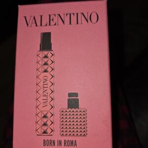 Valentino Vibrant Pink Lipstick